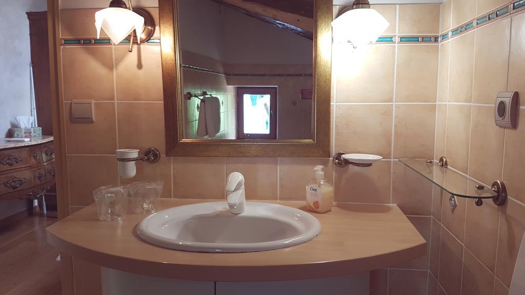Chambre D'Hotes Moulin Urketa Ayherre Bilik gambar